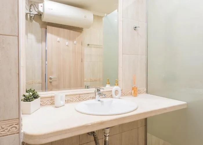 Seaside Bliss Apartment Varna